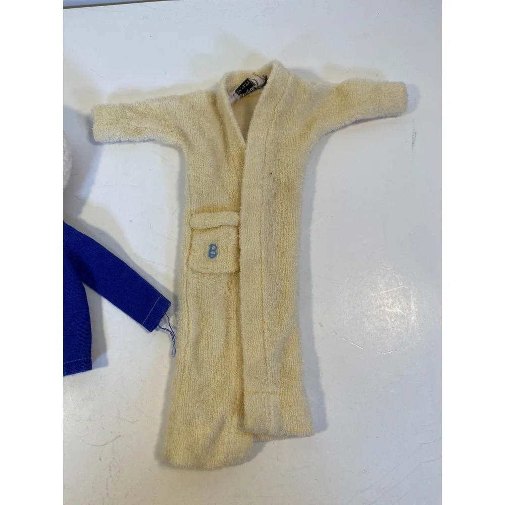 Vintage Barbie Clothes Lot of 2 Robe and Parka